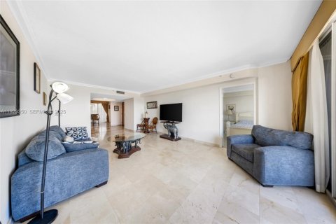 Condo in Sunny Isles Beach, Florida, 3 bedrooms  № 1987755 - photo 5