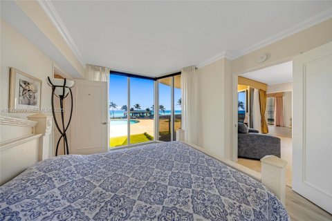 Condo in Sunny Isles Beach, Florida, 3 bedrooms  № 1987755 - photo 14