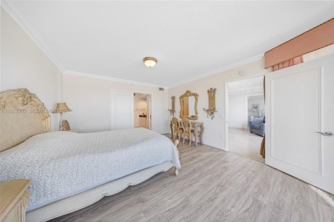 Condo in Sunny Isles Beach, Florida, 3 bedrooms  № 1987755 - photo 7