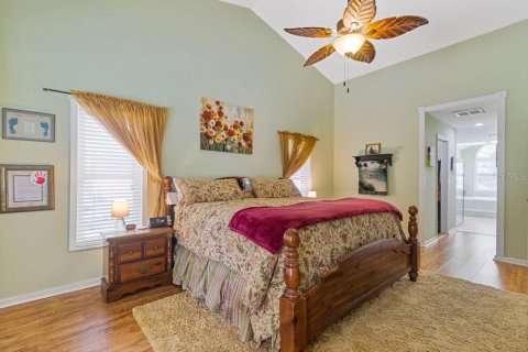 House in Homosassa, Florida 4 bedrooms, 281.31 sq.m. № 1757562 - photo 16