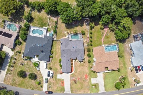 House in Homosassa, Florida 4 bedrooms, 281.31 sq.m. № 1757562 - photo 4