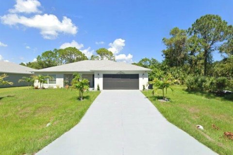 Casa en Palm Bay, Florida 4 dormitorios, 181.81 m2 № 2144818