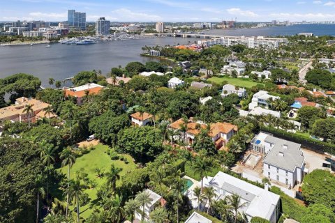 Villa ou maison à vendre à Palm Beach, Floride: 8 chambres, 778.15 m2 № 2407691 - photo 4