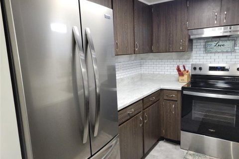 Condominio en venta en New Port Richey, Florida, 1 dormitorio, 68 m2 № 1827214 - foto 6