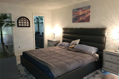 Copropriété à vendre à New Port Richey, Floride: 1 chambre, 68 m2 № 1827214 - photo 19