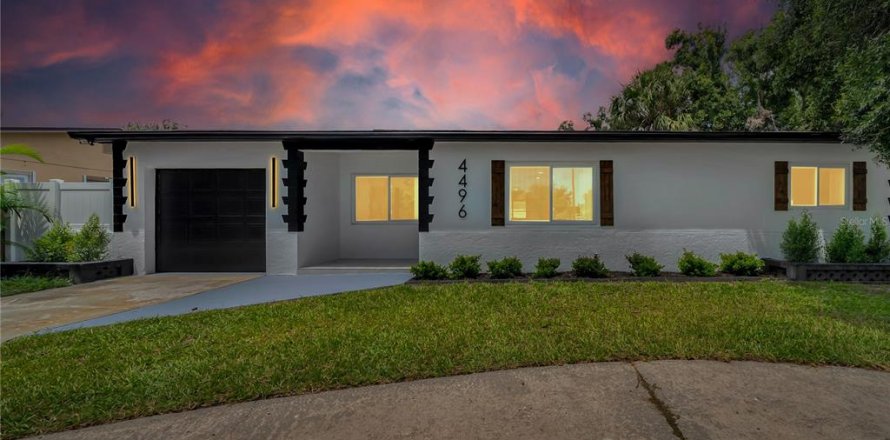 Casa en Kenneth City, Florida 3 dormitorios, 109.16 m2 № 1919094