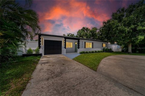 Villa ou maison à vendre à Kenneth City, Floride: 3 chambres, 109.16 m2 № 1919094 - photo 3