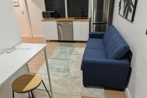 Снять в аренду квартиру в Форт-Лодердейл, Флорида 1 спальня, 169.45м2, № 2035011 - фото 8