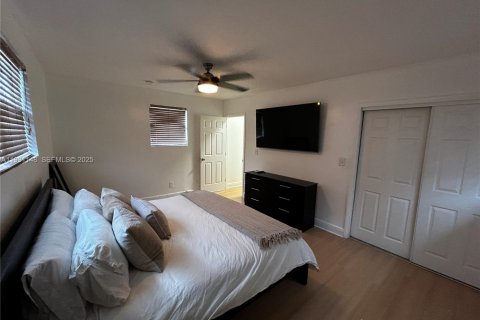 Снять в аренду квартиру в Форт-Лодердейл, Флорида 1 спальня, 169.45м2, № 2035011 - фото 20