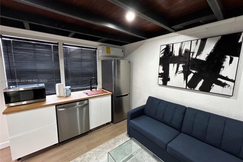 Снять в аренду квартиру в Форт-Лодердейл, Флорида 1 спальня, 169.45м2, № 2035011 - фото 9