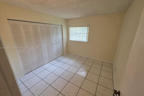 Touwnhouse à vendre à Sunrise, Floride: 2 chambres, 88.63 m2 № 2065298 - photo 12