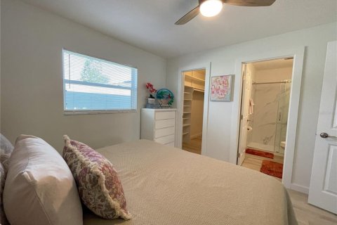 House in Largo, Florida 1 bedroom, 50.54 sq.m. № 1557097 - photo 13