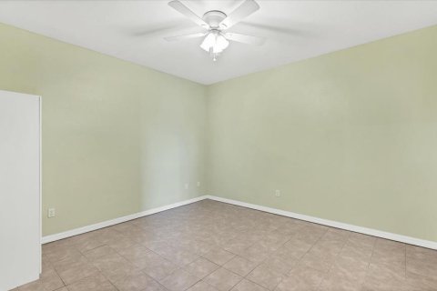 Condo in Bradenton, Florida, 3 bedrooms  № 2150184 - photo 29
