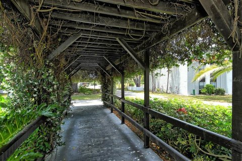 Copropriété à vendre à Sarasota, Floride: 2 chambres, 81.38 m2 № 2118307 - photo 26