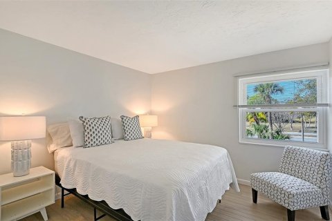 Copropriété à vendre à Sarasota, Floride: 2 chambres, 81.38 m2 № 2118307 - photo 19