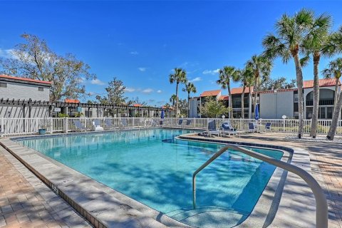 Copropriété à vendre à Sarasota, Floride: 2 chambres, 81.38 m2 № 2118307 - photo 28