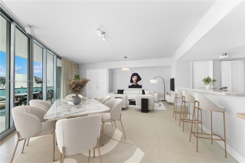 Купить кондоминиум в Майами-Бич, Флорида 2 спальни, 191.29м2, № 1932410 - фото 3