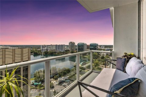 Condo in Orlando, Florida, 2 bedrooms  № 1244001 - photo 29