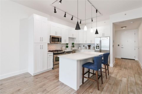 Condo in Orlando, Florida, 2 bedrooms  № 1244001 - photo 16