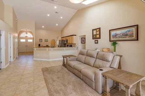 Villa ou maison à vendre à Sanford, Floride: 4 chambres, 227.24 m2 № 2431745 - photo 12