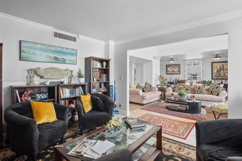 Condominio en venta en Aventura, Florida, 3 dormitorios, 184.69 m2 № 1889423 - foto 15