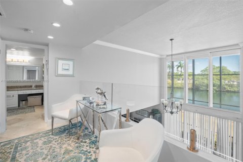 Condominio en venta en Aventura, Florida, 3 dormitorios, 184.69 m2 № 1889423 - foto 22