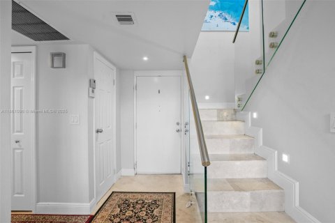 Condominio en venta en Aventura, Florida, 3 dormitorios, 184.69 m2 № 1889423 - foto 3