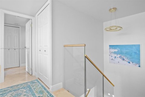 Condominio en venta en Aventura, Florida, 3 dormitorios, 184.69 m2 № 1889423 - foto 20
