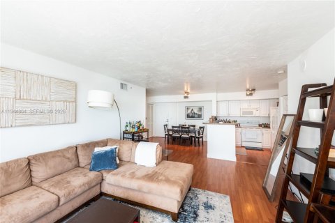 Copropriété à vendre à Miami, Floride: 2 chambres, 105.91 m2 № 2001192 - photo 5