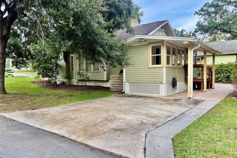 House in Mount Dora, Florida 2 bedrooms, 112.23 sq.m. № 1900240 - photo 4