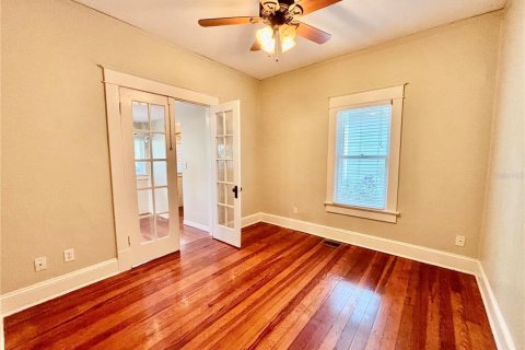 House in Mount Dora, Florida 2 bedrooms, 112.23 sq.m. № 1900240 - photo 19