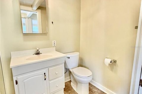 House in Mount Dora, Florida 2 bedrooms, 112.23 sq.m. № 1900240 - photo 18