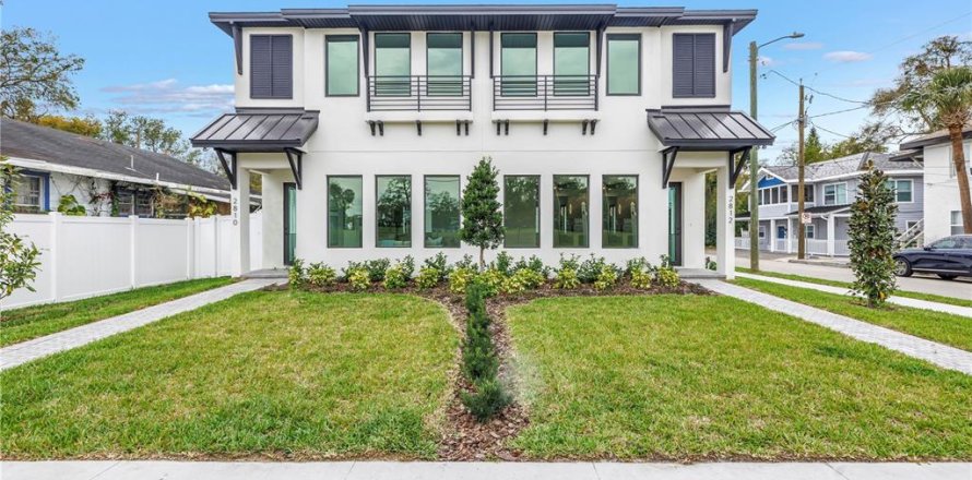 Townhouse in Tampa, Florida 4 bedrooms, 214.42 sq.m. № 1766100