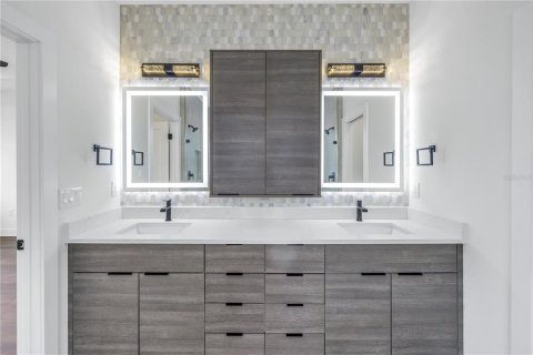 Купить таунхаус в Тампа, Флорида 4 комнаты, 214.42м2, № 1766100 - фото 30