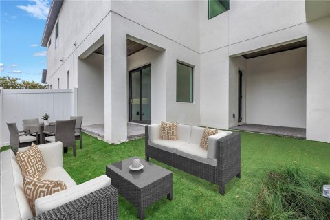 Townhouse in Tampa, Florida 4 bedrooms, 214.42 sq.m. № 1766100 - photo 9