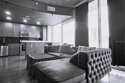 Condominio en venta en Orlando, Florida, 1 dormitorio, 79.34 m2 № 2223058 - foto 6