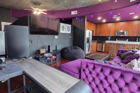 Condominio en venta en Orlando, Florida, 1 dormitorio, 79.34 m2 № 2223058 - foto 10