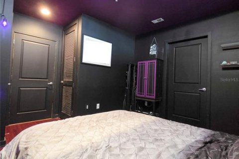 Condominio en venta en Orlando, Florida, 1 dormitorio, 79.34 m2 № 2223058 - foto 25
