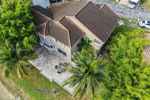 Villa ou maison à vendre à Miami, Floride: 3 chambres, 169.92 m2 № 1976667 - photo 7