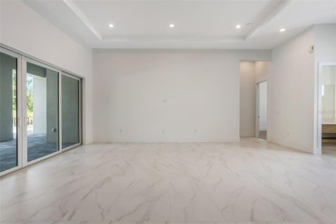 House in Montverde, Florida 5 bedrooms, 364.55 sq.m. № 1886089 - photo 6