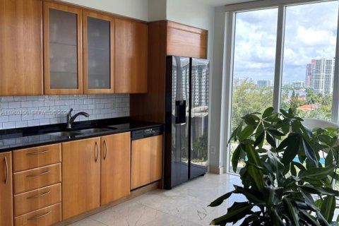 Copropriété à louer à Sunny Isles Beach, Floride: 3 chambres, 199.74 m2 № 2046463 - photo 14