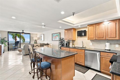 Condo in Hudson, Florida, 2 bedrooms № 2331000 - photo 15