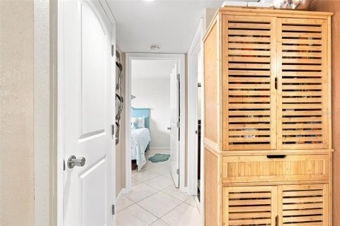 Condo in Hudson, Florida, 2 bedrooms № 2331000 - photo 18