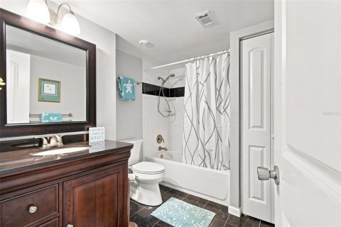 Condo in Hudson, Florida, 2 bedrooms № 2331000 - photo 13