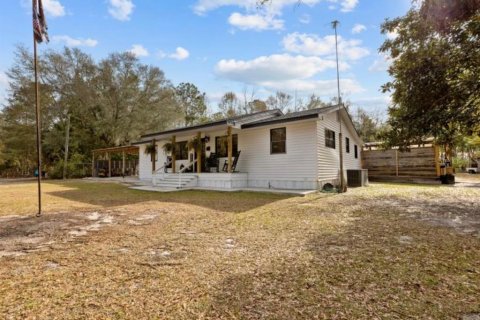 House in MC Alpin, Florida 4 bedrooms, 151.62 sq.m. № 1799920 - photo 2