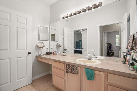 Condo in Orlando, Florida, 3 bedrooms  № 2230620 - photo 19
