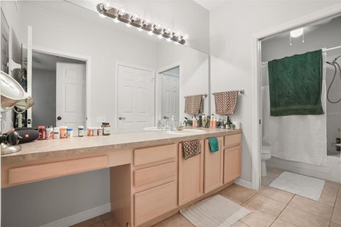 Condo in Orlando, Florida, 3 bedrooms  № 2230620 - photo 20