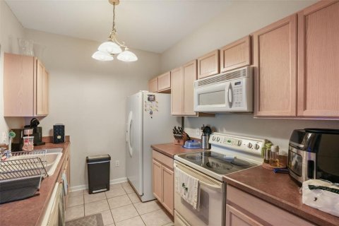 Condo in Orlando, Florida, 3 bedrooms  № 2230620 - photo 8