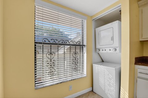 Condominio en venta en Deerfield Beach, Florida, 2 dormitorios, 90.3 m2 № 2182461 - foto 18