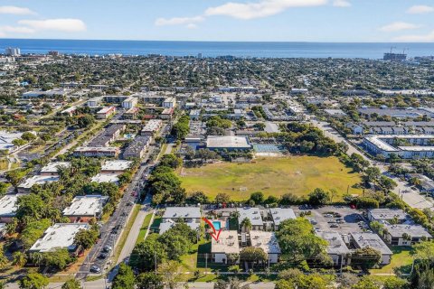Condominio en Deerfield Beach, Florida, 2 dormitorios  № 2182461